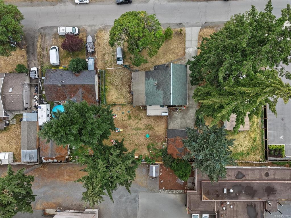 Fourth View of 588 Heatherly Rd, Colwood, BC, V9C 1K1