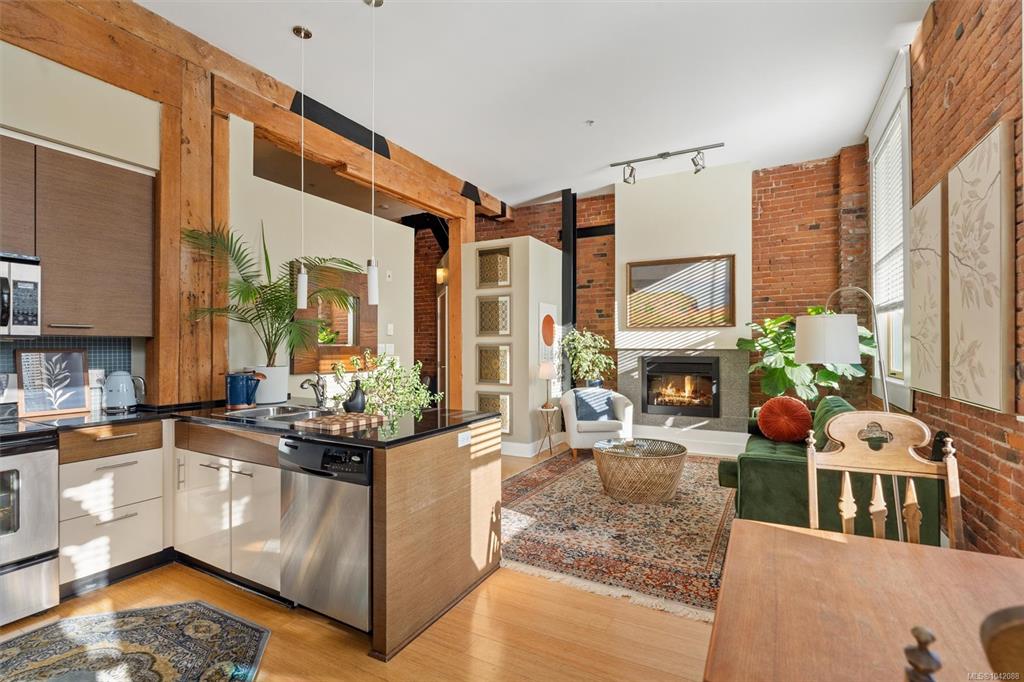 Third View of 610 Johnson St, Victoria, BC, V8W 1M4