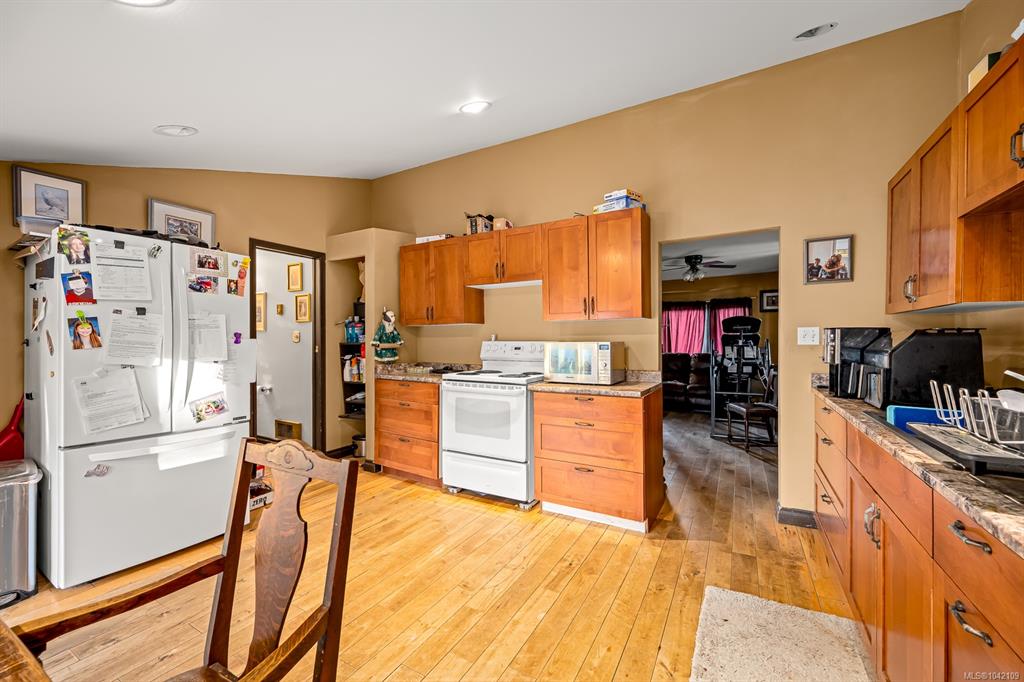 Fourth View of 1576 Owen Rd, Comox, BC, V9M 4C6