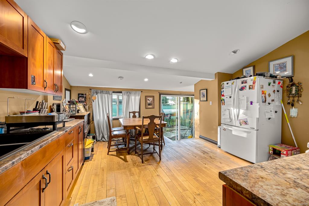 Fifth View of 1576 Owen Rd, Comox, BC, V9M 4C6