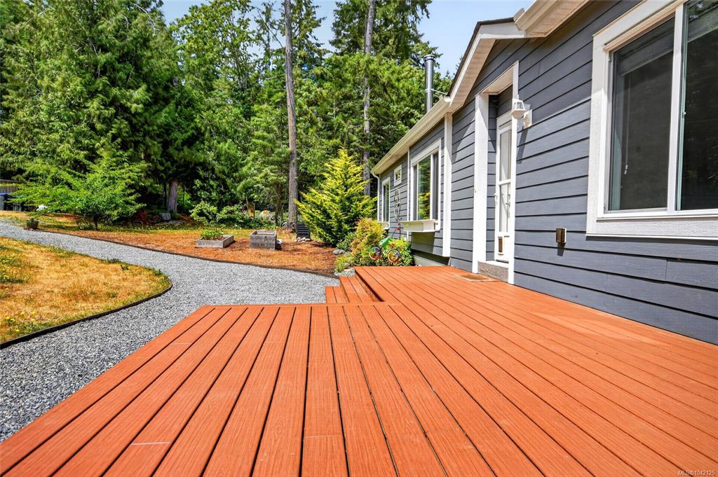 Third View of 896 Canso Rd, Gabriola Island, BC, V0R 1X2