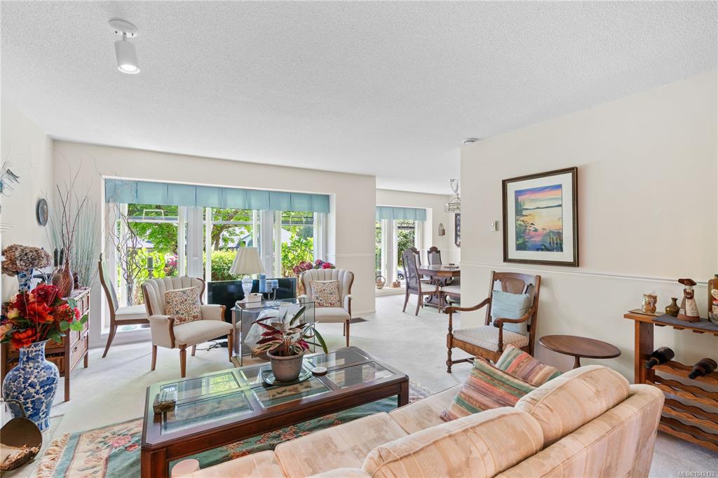 Fifth View of 5208 Harold Green, Saanich, BC, V8Y 3E5