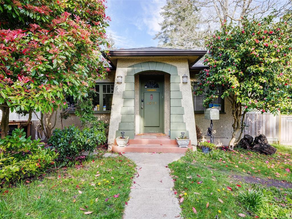 4071 Cedar Hill Rd, 1042134, BC,
