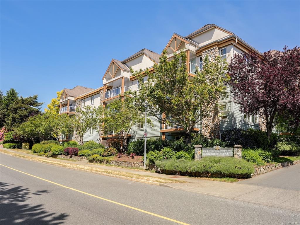 494 Marsett Pl, 1042147, BC,