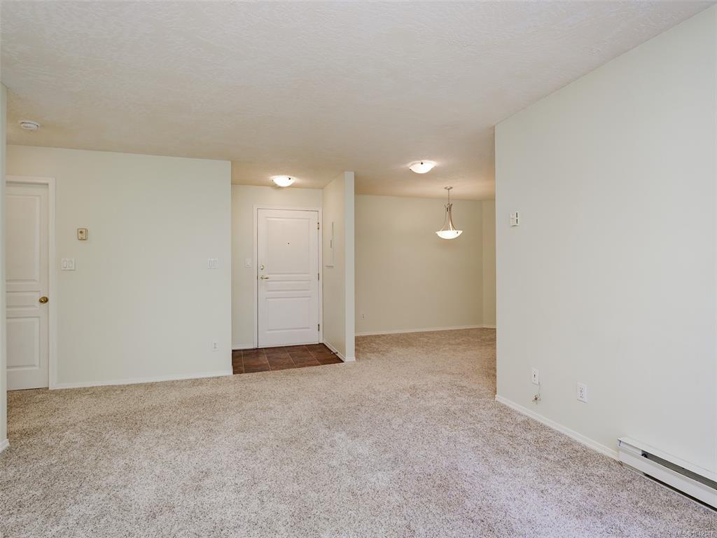 Fifth View of 494 Marsett Pl, Park Royal Place, Saanich, BC, V8Z 7J1