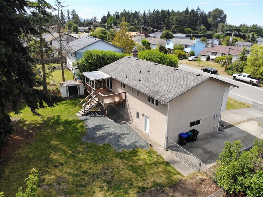 Third View of 156 Moss Ave, Parksville, BC, V9P 1L7