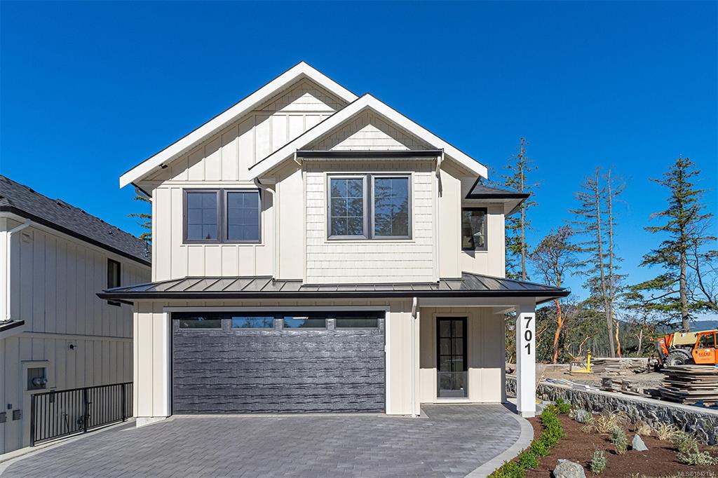 701 Madrona Pl, 1042154, BC,