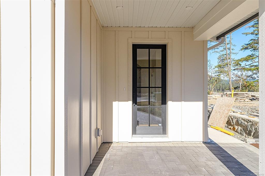 Fourth View of 701 Madrona Pl, Langford, BC, V9B 6C6