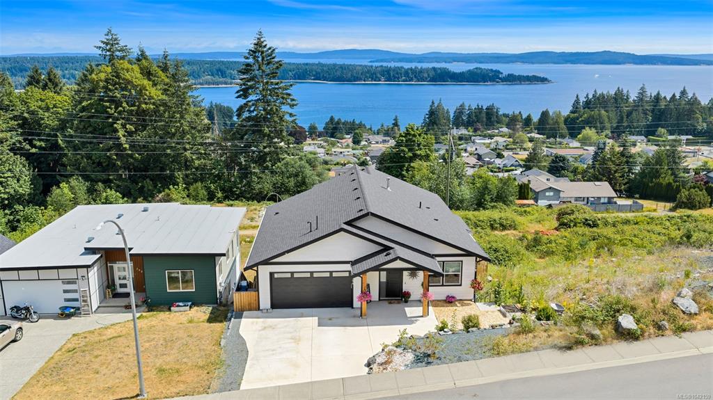 Third View of 399 Thetis Dr, Ladysmith, BC, V9G 1V9