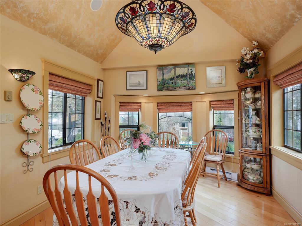 Fifth View of 745 Middleton St, Saanich, BC, V9A 2E1