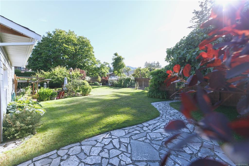 Fourth View of 2177 Lancashire Ave, Nanaimo, BC, V9S 5P6