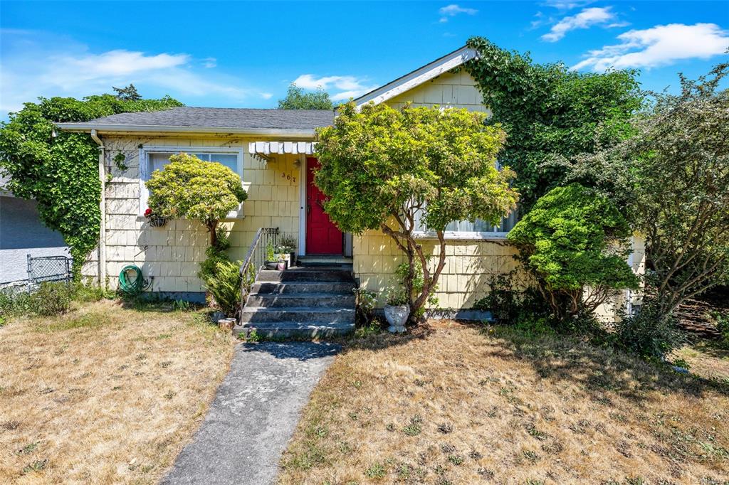 367 Foul Bay Rd, 1042167, BC,
