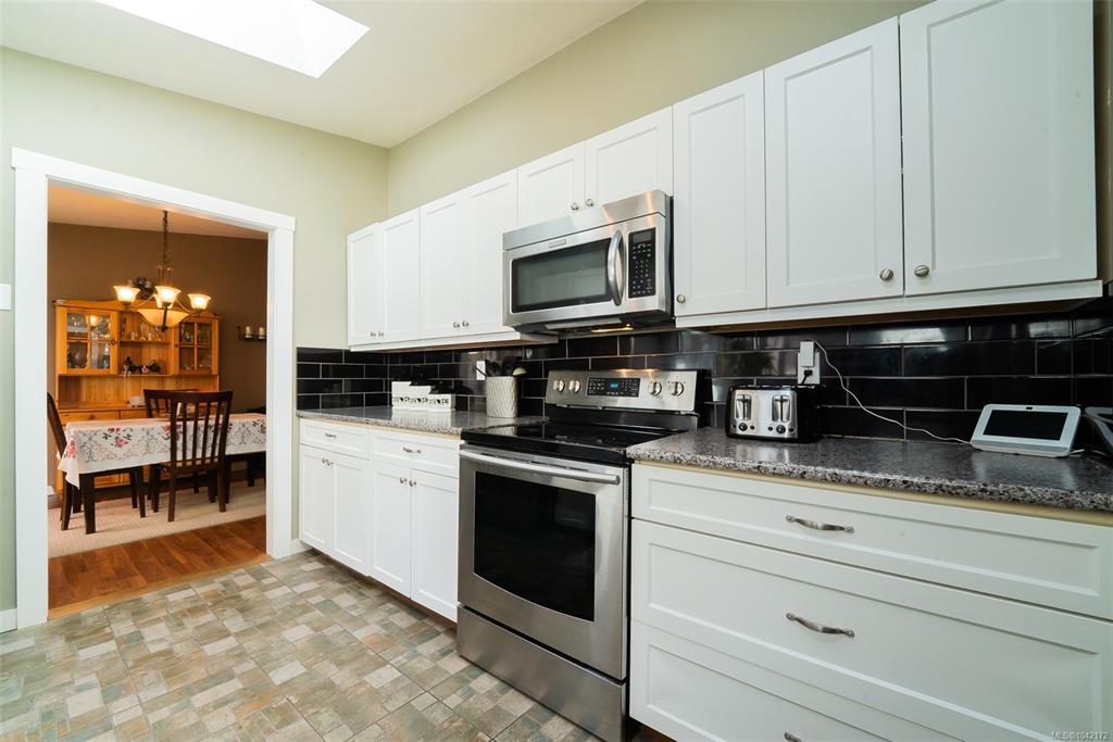 Fourth View of 2446 Divot Dr, Nanaimo, BC, V9T 4B2