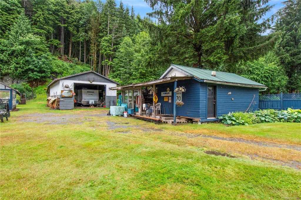 Third View of 1276 Sayward Rd, Sayward, BC, V0P 1R0