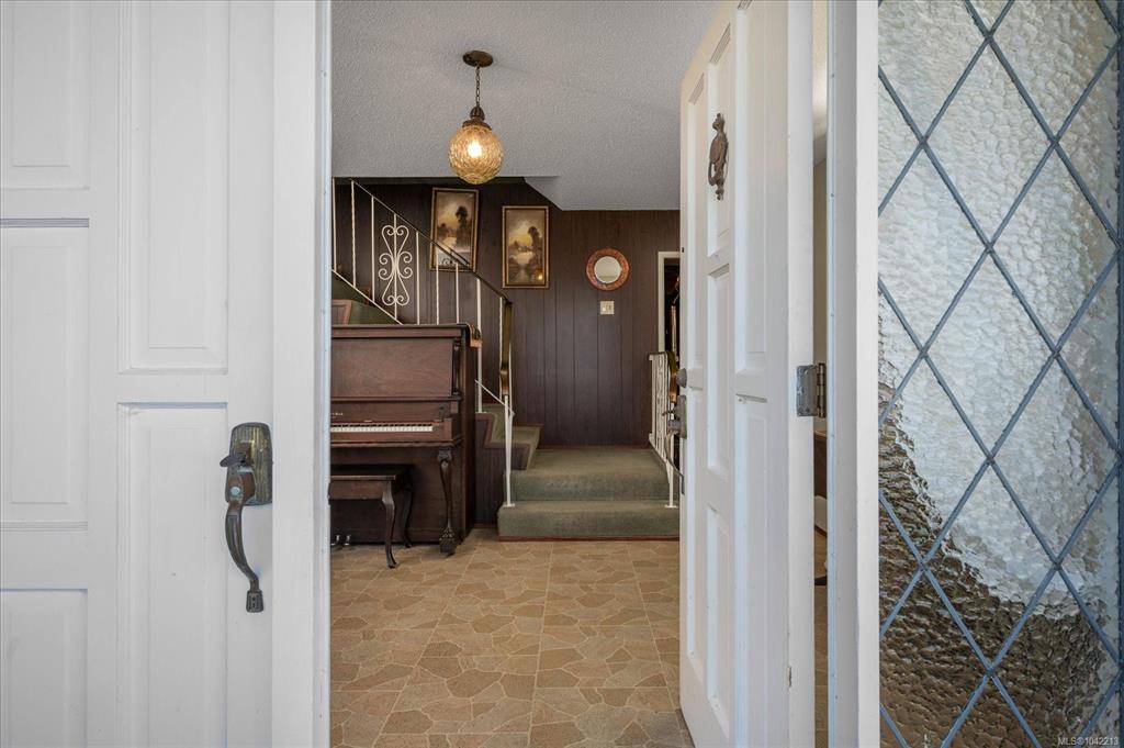 Fourth View of 3647 Overlook Dr, Nanaimo, BC, V9T 1M5