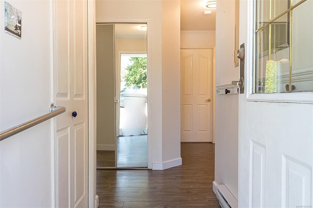 Third View of 219 Dogwood Dr, KNIGHTS COURT, Ladysmith, BC, V9G 1S9