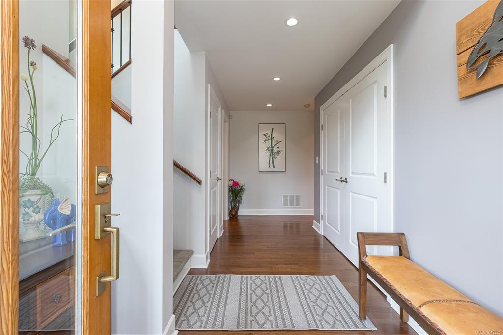Fifth View of 3635 Shannon Dr, Seaside Woods Estates, Saltair, BC, V9G 1Z9