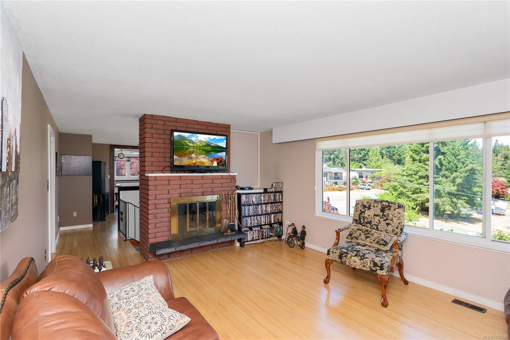 Fifth View of 1692 Centennary Dr, Nanaimo, BC, V9X 1A3