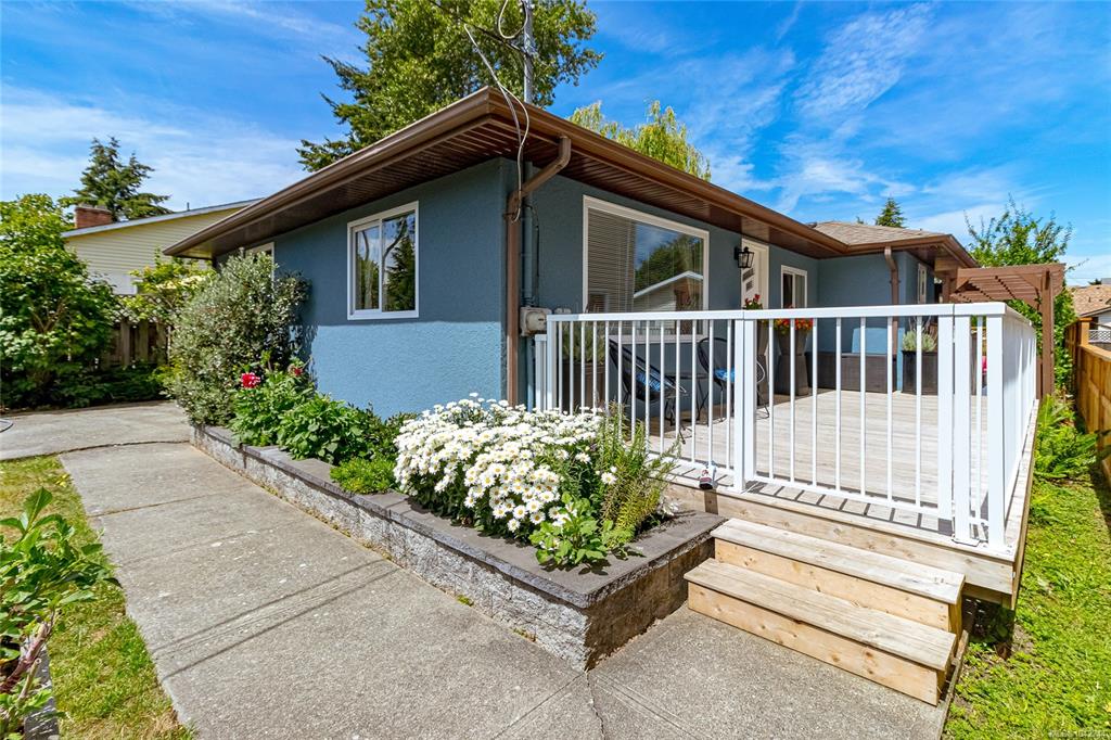 Third View of 2142 Lannon Way, Sidney, BC, V8L 4K2