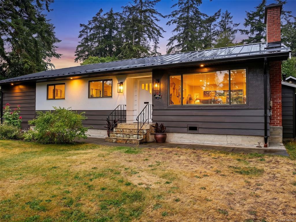 Fourth View of 8508 Ebor Terr, North Saanich, BC, V8L 1L5