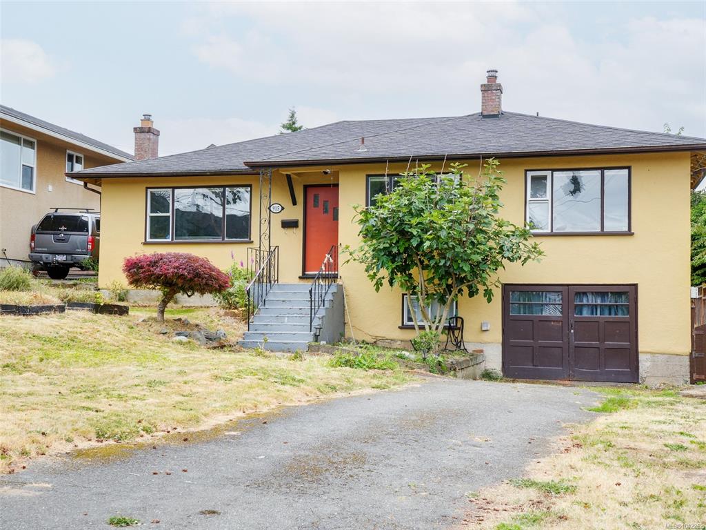 Second View of 915 Inskip St, Esquimalt, BC, V9A 4J6