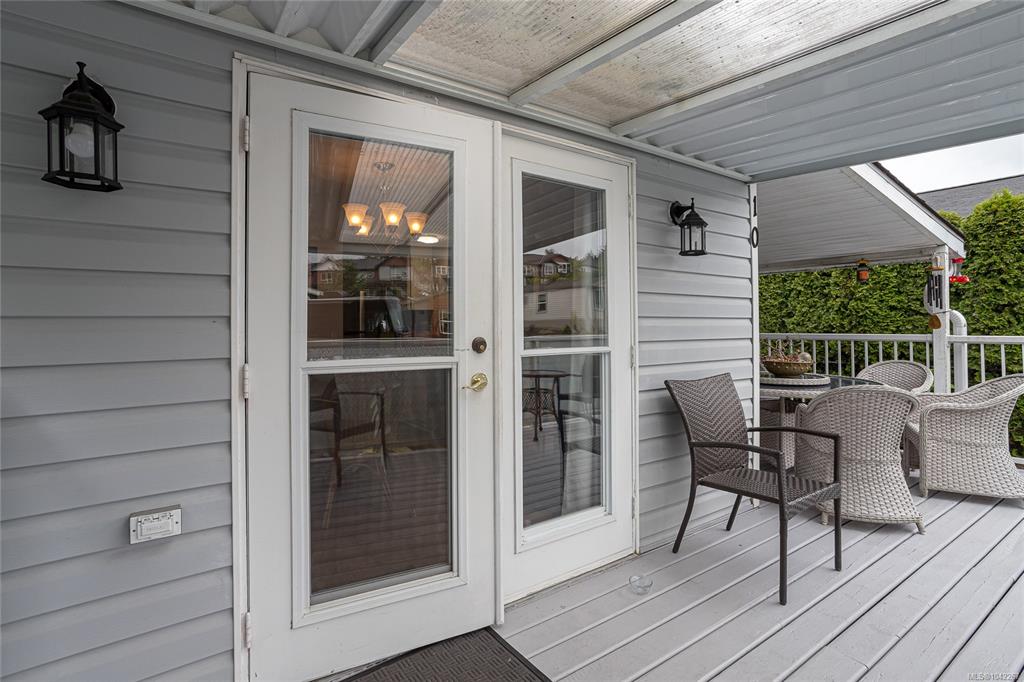 Third View of 525 Jim Cram Dr, Ladysmith, BC, V9G 0A5