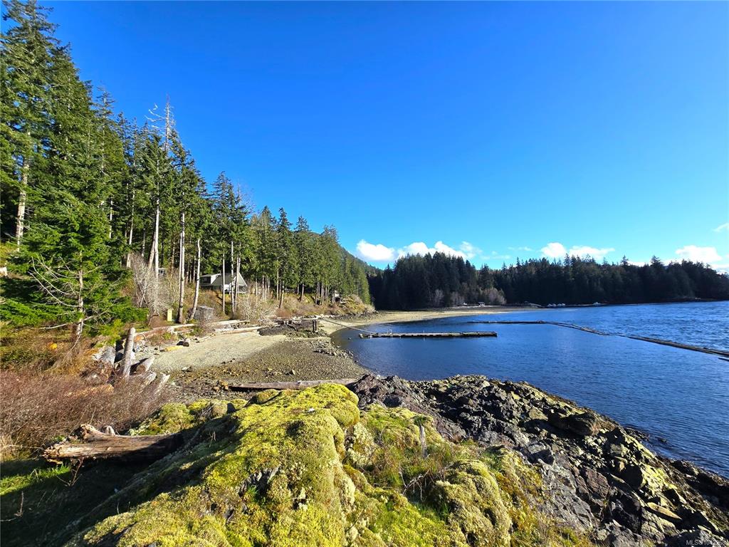 Fourth View of 5 Headquarters Bay, Port Alberni, BC, V9Y 6G2
