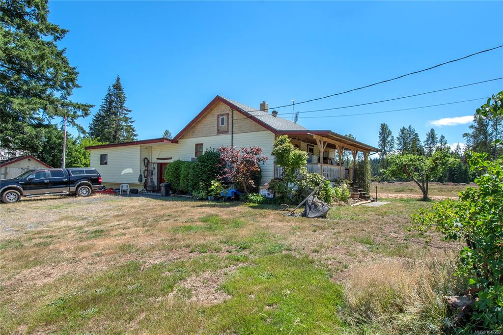 Fifth View of 8712 Island Hwy N, Black Creek, BC, V0R 1C0