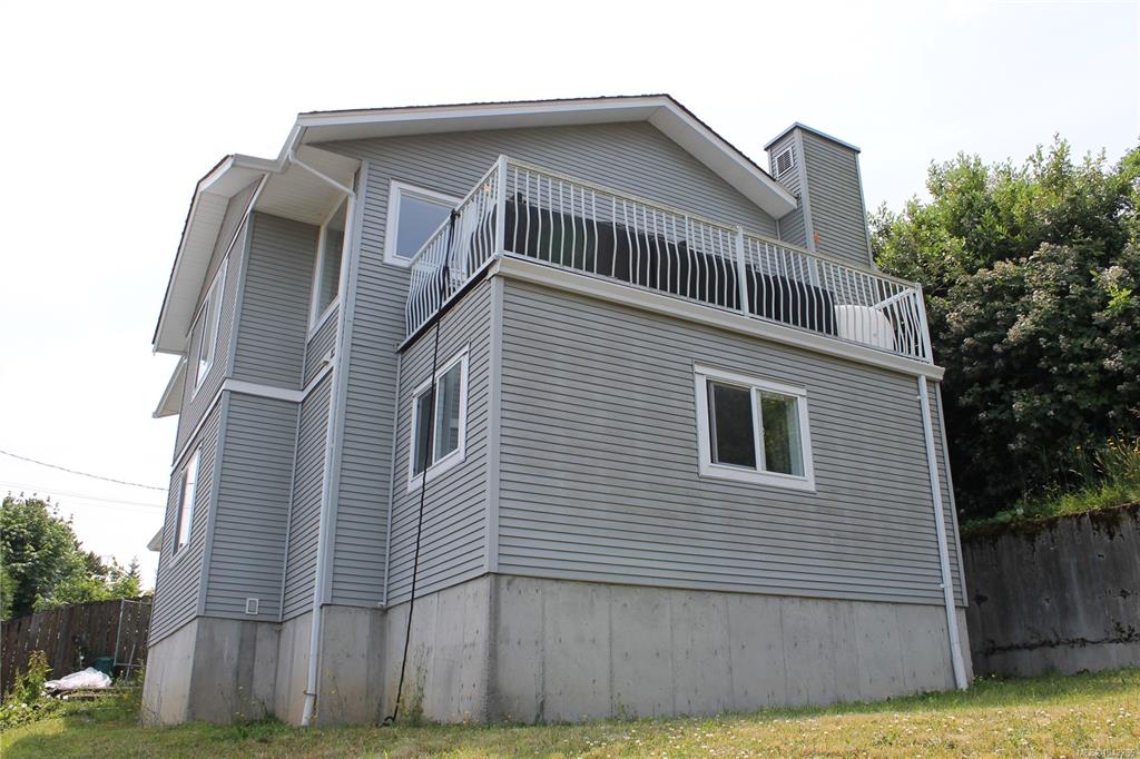 Third View of 6160 Lakeview Dr, Duncan, BC, V9L 2G4