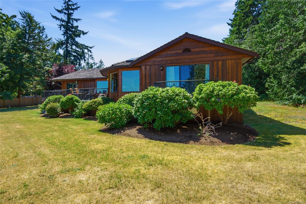 Fifth View of 5071 Island Hwy W, Qualicum Beach, BC, V9K 1Z9