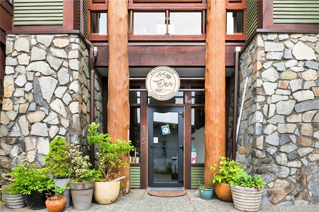 1645 Cedar Rd, 1042300, BC,