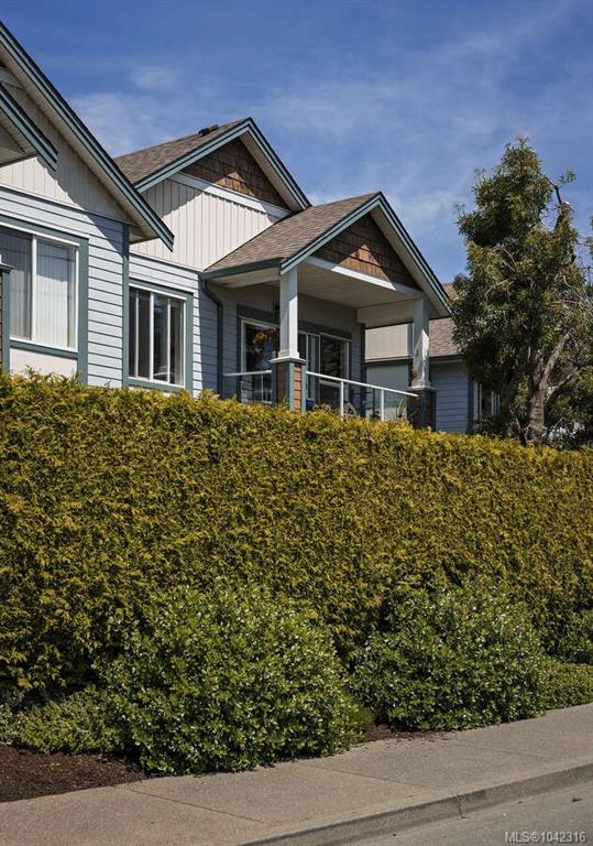Third View of 1646 Balmoral Ave, Comox, BC, V9M 2N1