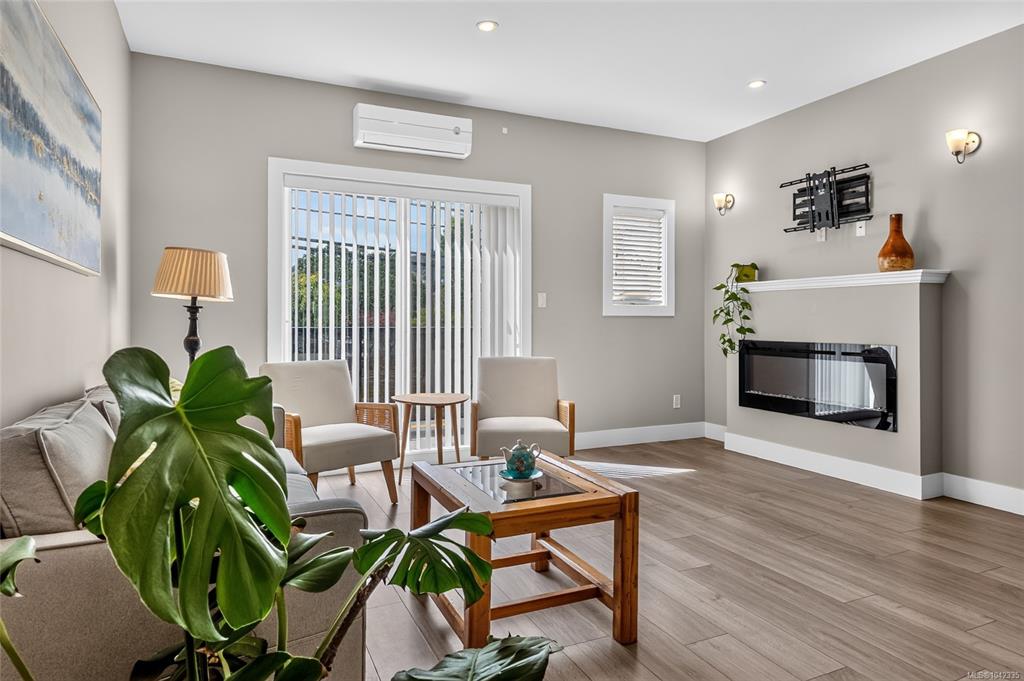 Fourth View of 2821 Jacklin Rd, Langford, BC, V9B 3X8