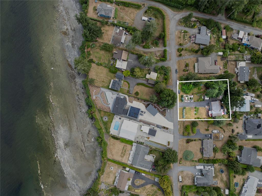 Fifth View of 1671 Fawcett Rd, Nanaimo, BC, V9X 1P2