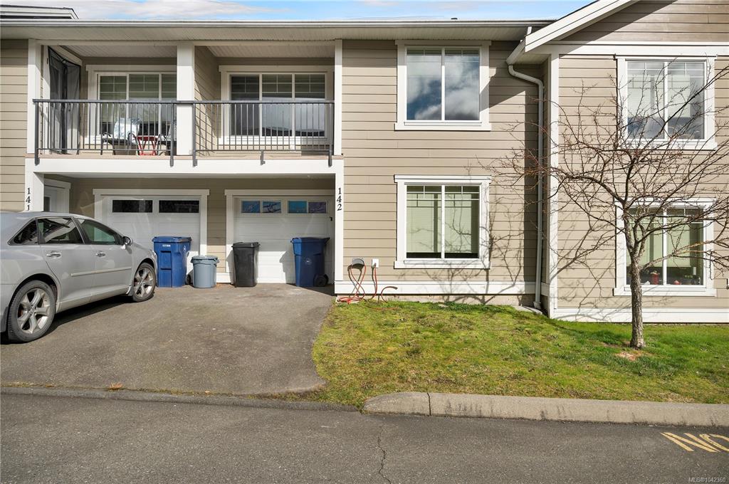 701 Hilchey Rd, 1042360, BC,