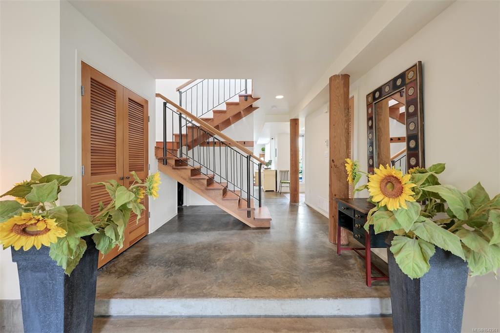 Fifth View of 80 San Jose Ave, Victoria, BC, V8V 2C2