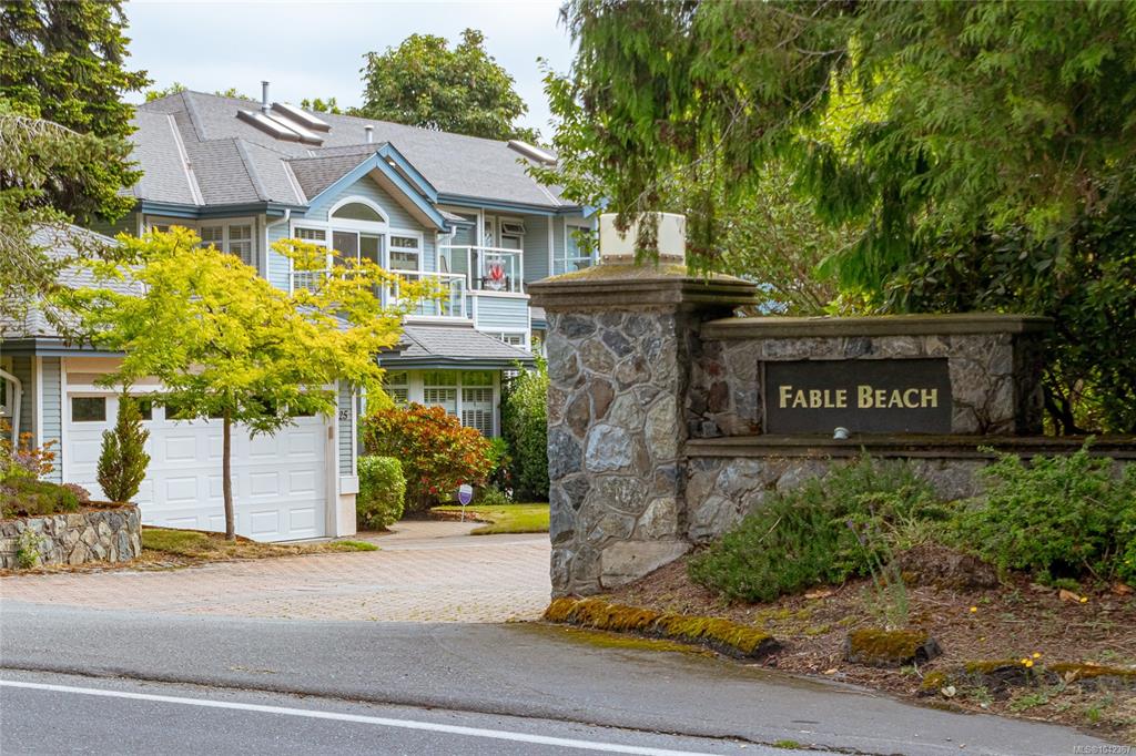 Third View of 5187 Cordova Bay Rd, Fable Beach Estates, Saanich, BC, V8Y 2K7