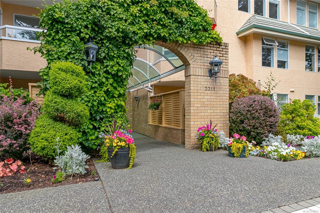 2311 Mills Rd, 1042371, BC,