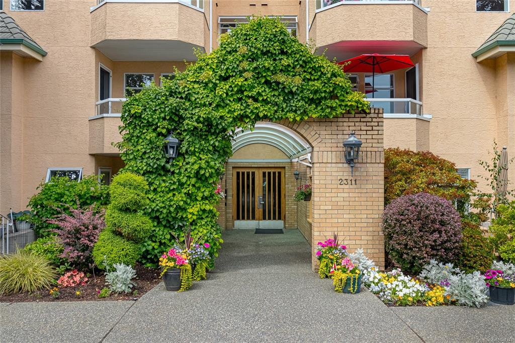 Fourth View of 2311 Mills Rd, The Beechwood, Sidney, BC, V8L 2C3