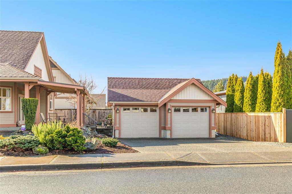 Fourth View of 421 Poets Trail Dr, HAWTHORNE, Nanaimo, BC, V9R 7B1