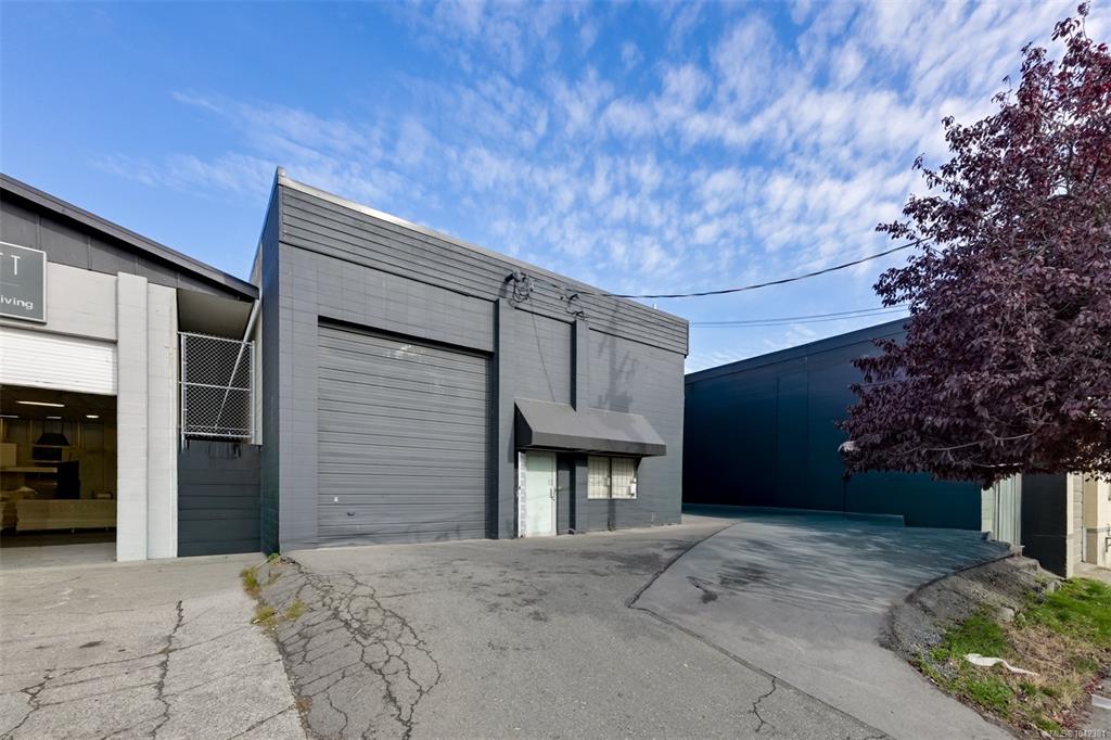 412 John St, 1042381, BC,