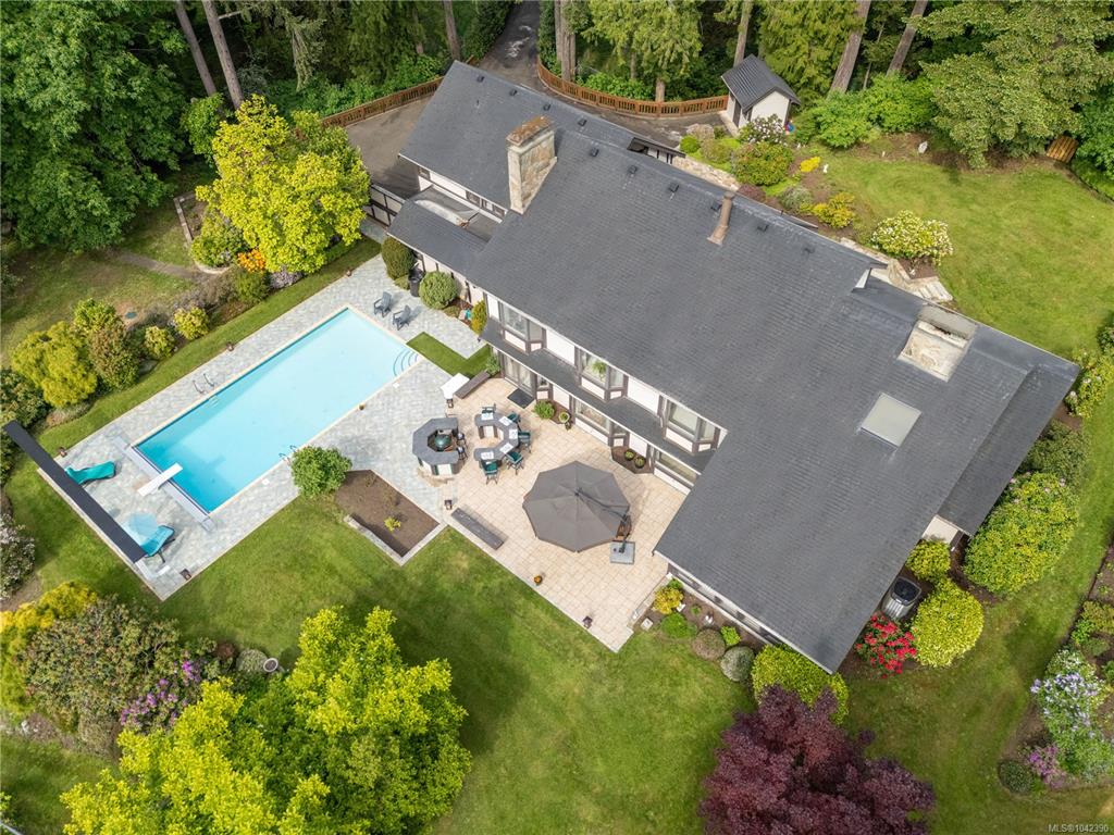 Third View of 6434 Woodgrove Way, Duncan, BC, V9L 5R4
