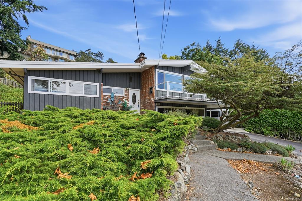 Third View of 267 Nottingham Dr, Nanaimo, BC, V9T 1K7
