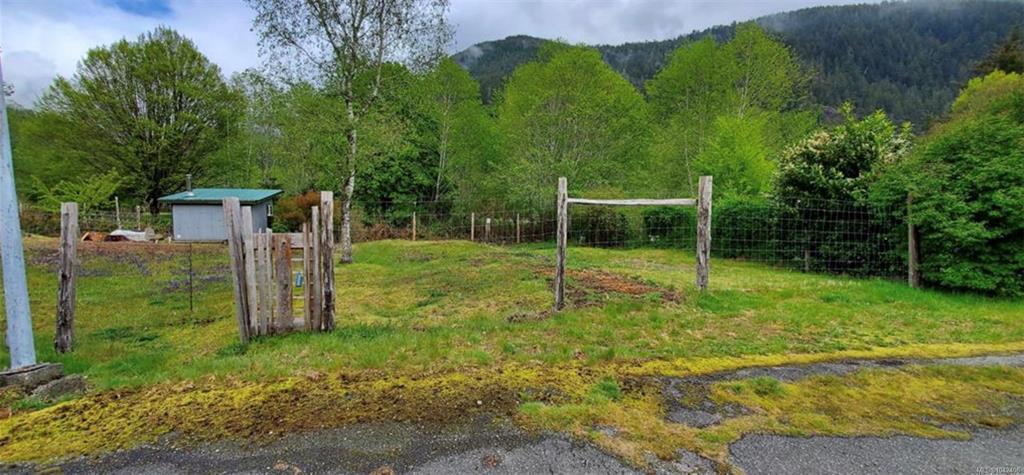 Fourth View of 8 Freda Rd, Tahsis, BC, V0P 1X0