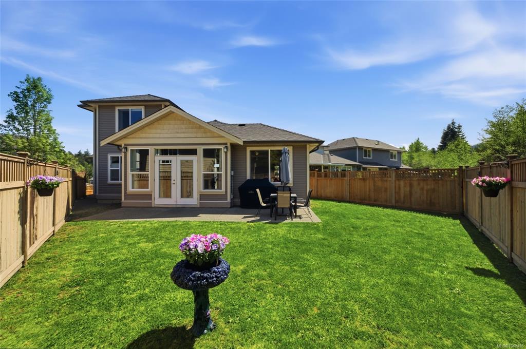 Third View of 751 James Pl, JAMES PLACE, Ladysmith, BC, V9G 1W2