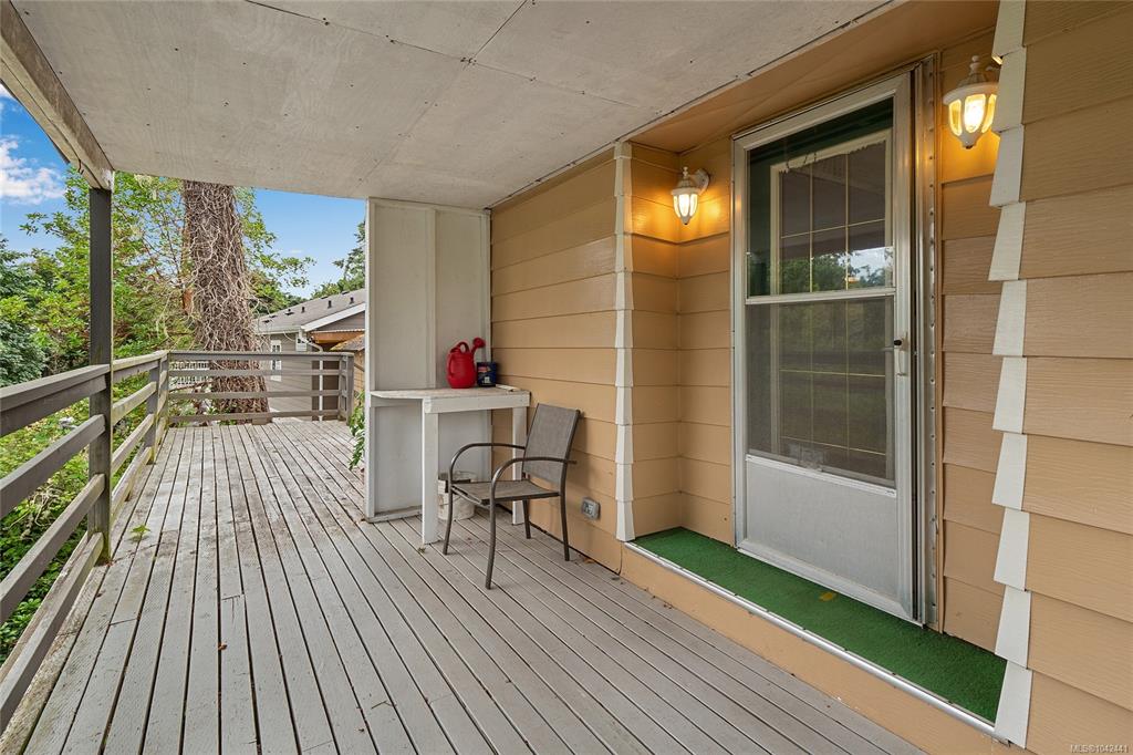 Fifth View of 5838 Blythwood Rd, Sooke, BC, V9Z 0G2