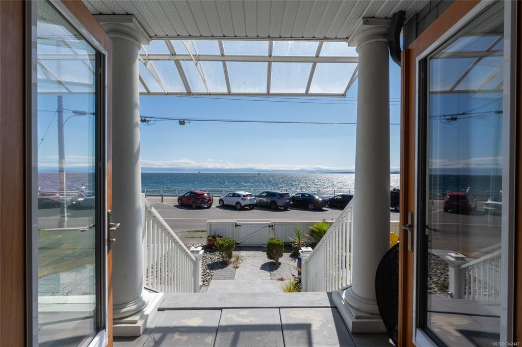 Fourth View of 338 Dallas Rd, Victoria, BC, V8V 1A8