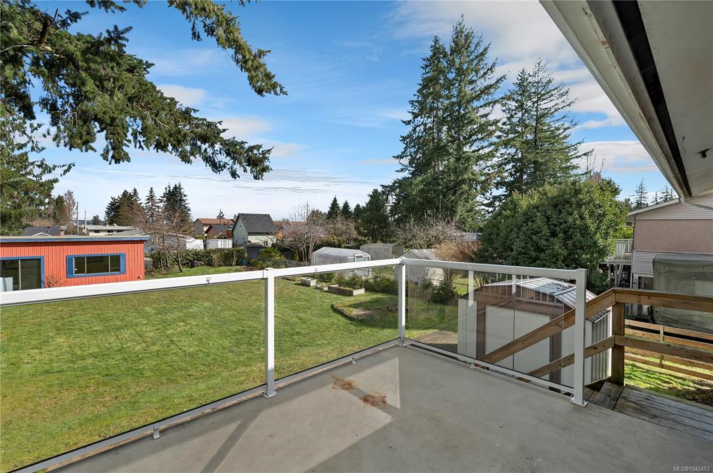 Third View of 480 4th Ave, Campbell River, BC, V9W 3W8