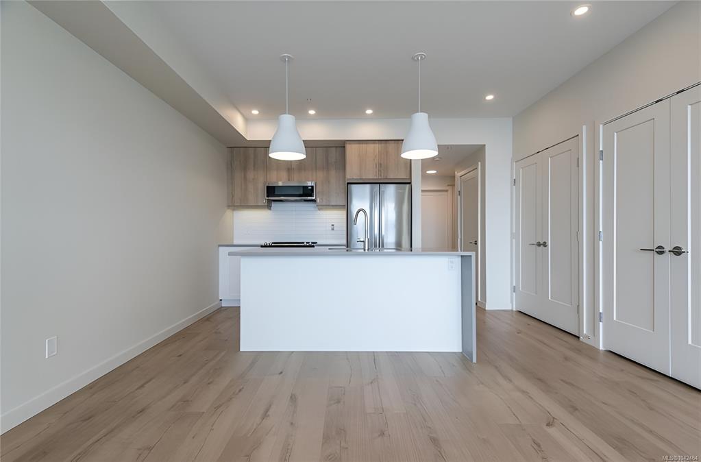 Fourth View of 536 Island Hwy, OMNIA, Campbell River, BC, V9W 1A5