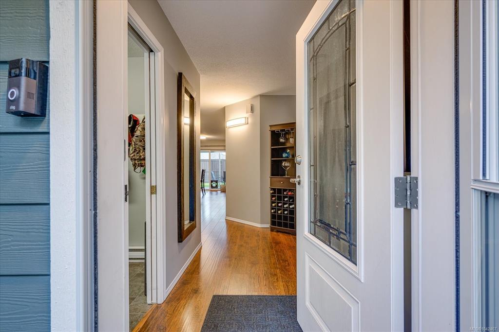 Third View of 308 Church Rd, Parksville, BC, V9P 2T8